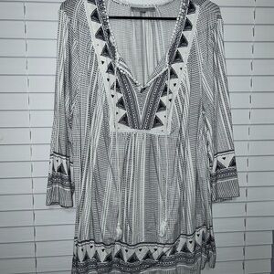 Daniel Rainn Navy Blue and White Blouse